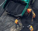 Nowe inwestycje drogowe w powiecie wieluńskim poprawią infrastrukturę
